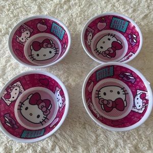 Hello kitty plastic bowls